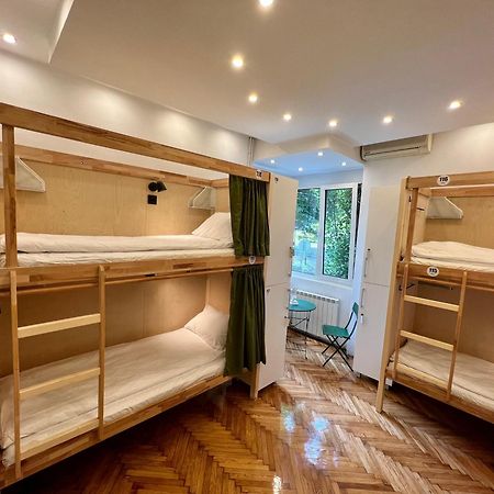 Cabbage Hostel بلغراد المظهر الخارجي الصورة