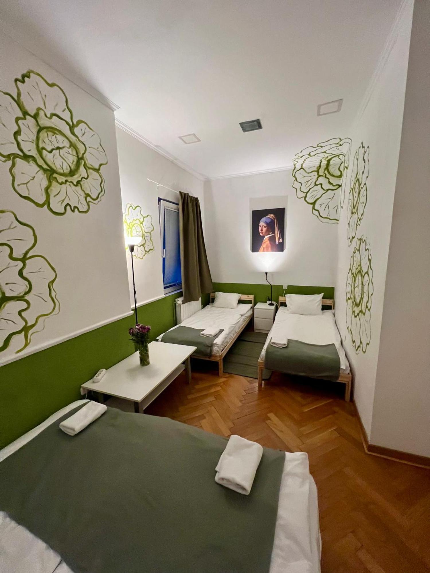 Cabbage Hostel بلغراد المظهر الخارجي الصورة