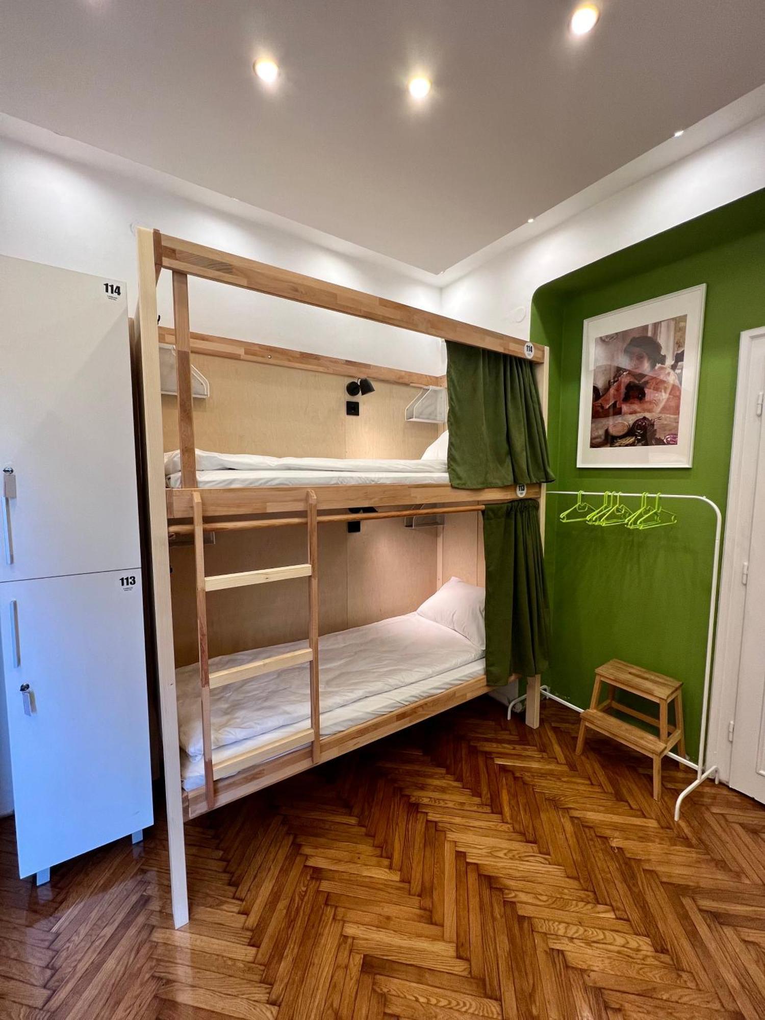 Cabbage Hostel بلغراد المظهر الخارجي الصورة