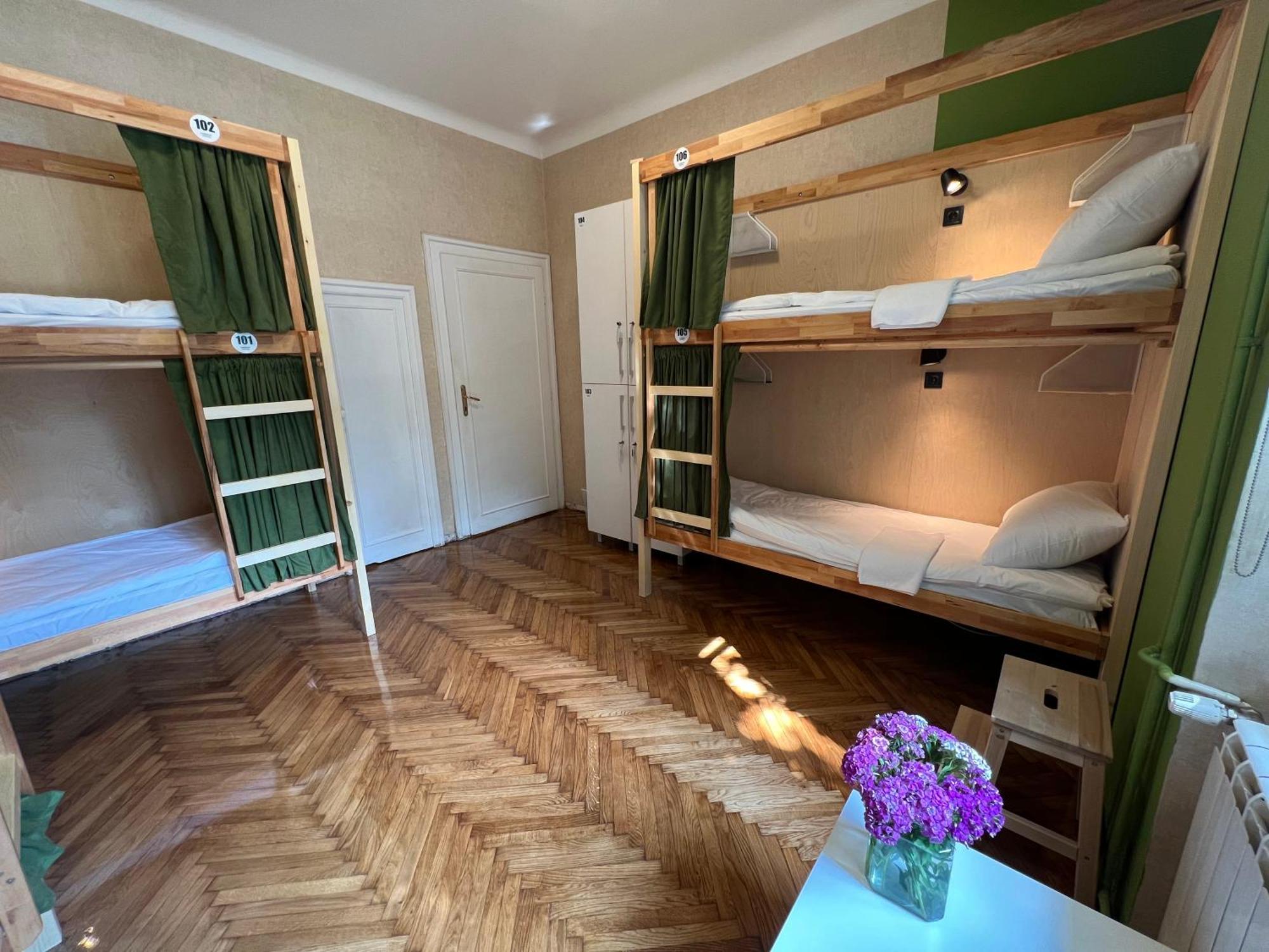 Cabbage Hostel بلغراد المظهر الخارجي الصورة