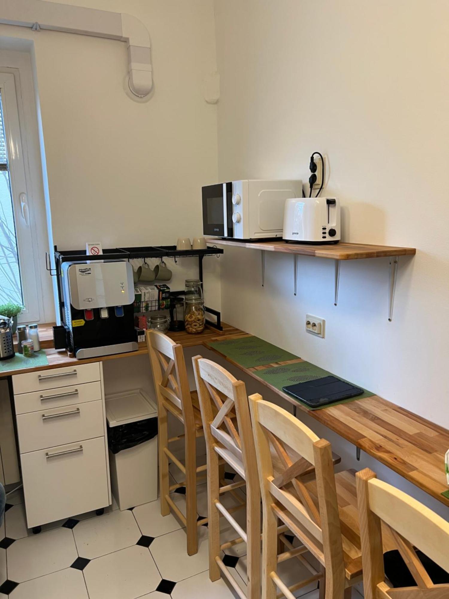 Cabbage Hostel بلغراد المظهر الخارجي الصورة